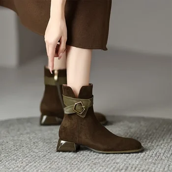 Новинка 2023 года, Осенне-зимние Замшевые Ботильоны для Женщин, Дизайнерские Ботинки с пряжкой на ремне, Женская Обувь На массивном каблуке с застежкой-молнией в стиле Ретро, Botas Mujer