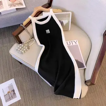 Сексуальное женское трикотажное платье Лето 2023, черно-белый Контрастный цвет, Тонкая безрукавка, Темпераментная сумка, модное платье, уличная одежда, P943